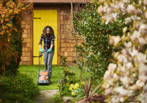 The Ultimate Guide to Scheduling and Booking Seasonal Landscaping Services